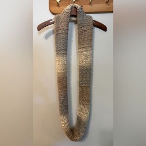 Knitted Infiniti scarf